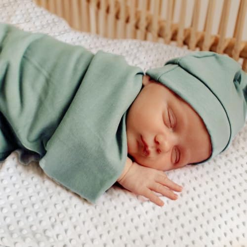 OWLOWLA Newborn Swaddle Set with Beanie Hat - Olive 1