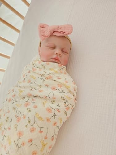 Little Jump Pink Floral Swaddle Blanket and Bow Set