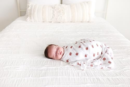 Lulujo Baby Swaddle Blankets 2-Count Set 1