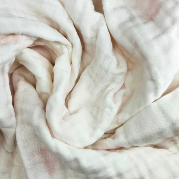 Boucle Home Baby Cotton Receiving Blanket with Strawberry Pattern 1
