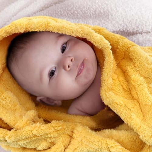 4 Pcs Fleece Swaddling Blankets for Baby 30 x 40 Inches