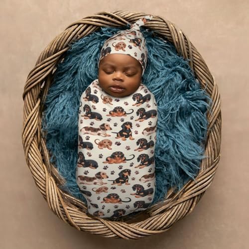 Muishi Dachshund Swaddle Blanket Beanie Set