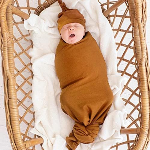 iEvolve Knitted Swaddle Blanket with Hat Set