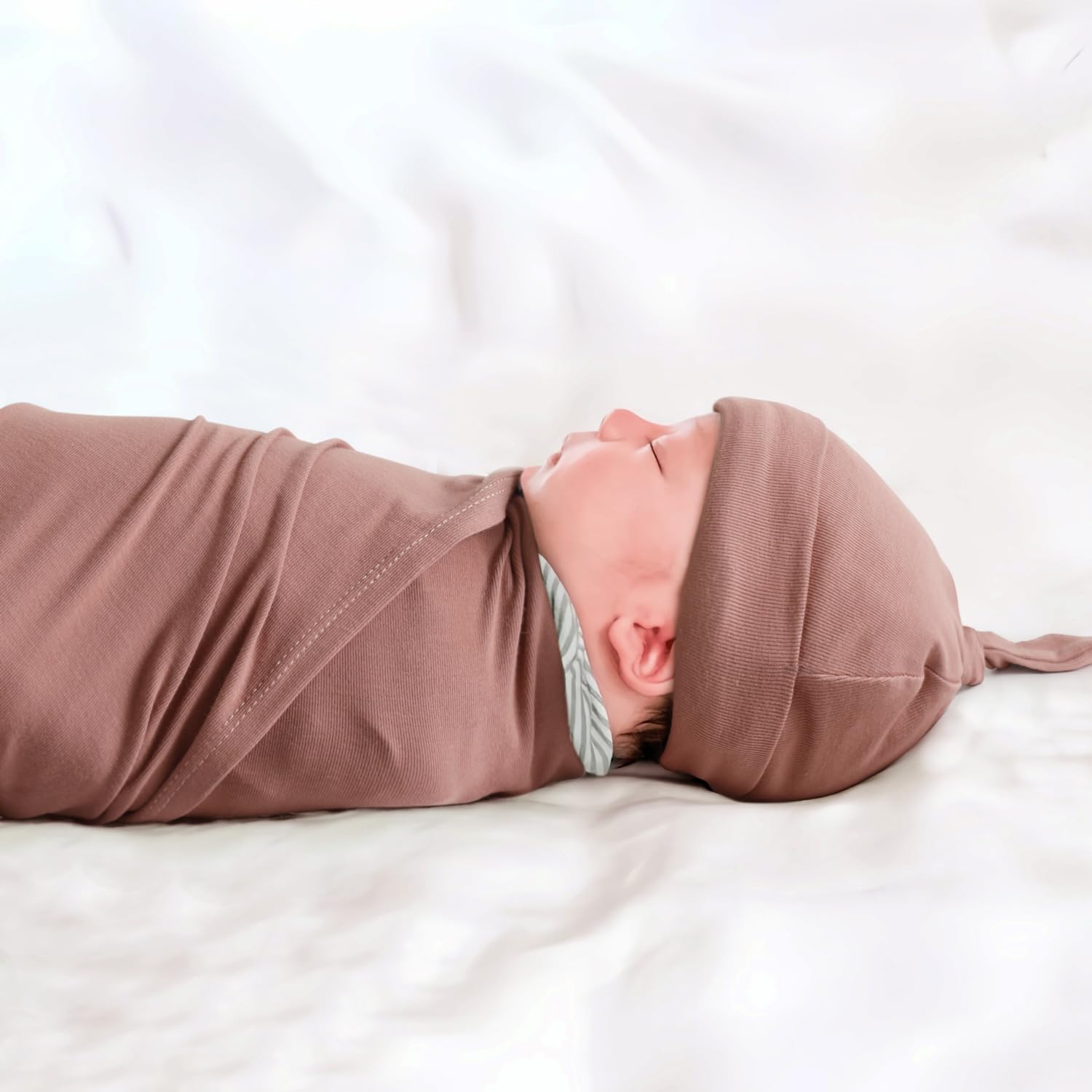 GRSSDER Newborn Swaddle Blanket with Headband and Beanie Set