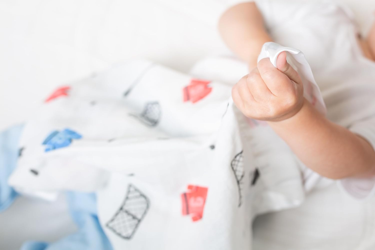Lulujo Baby Security Lovey Blanket - 16x16in Soft Cotton Muslin with Satin Trim