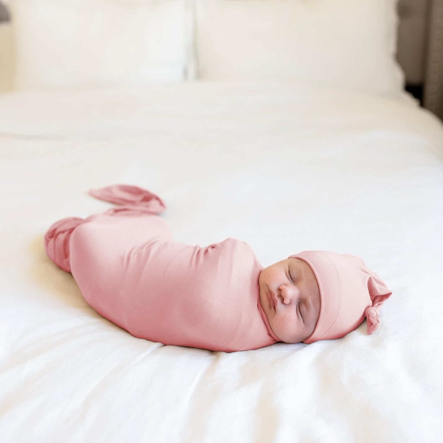 Kloovete Large Swaddle Blanket with Knotted Hat for Newborns