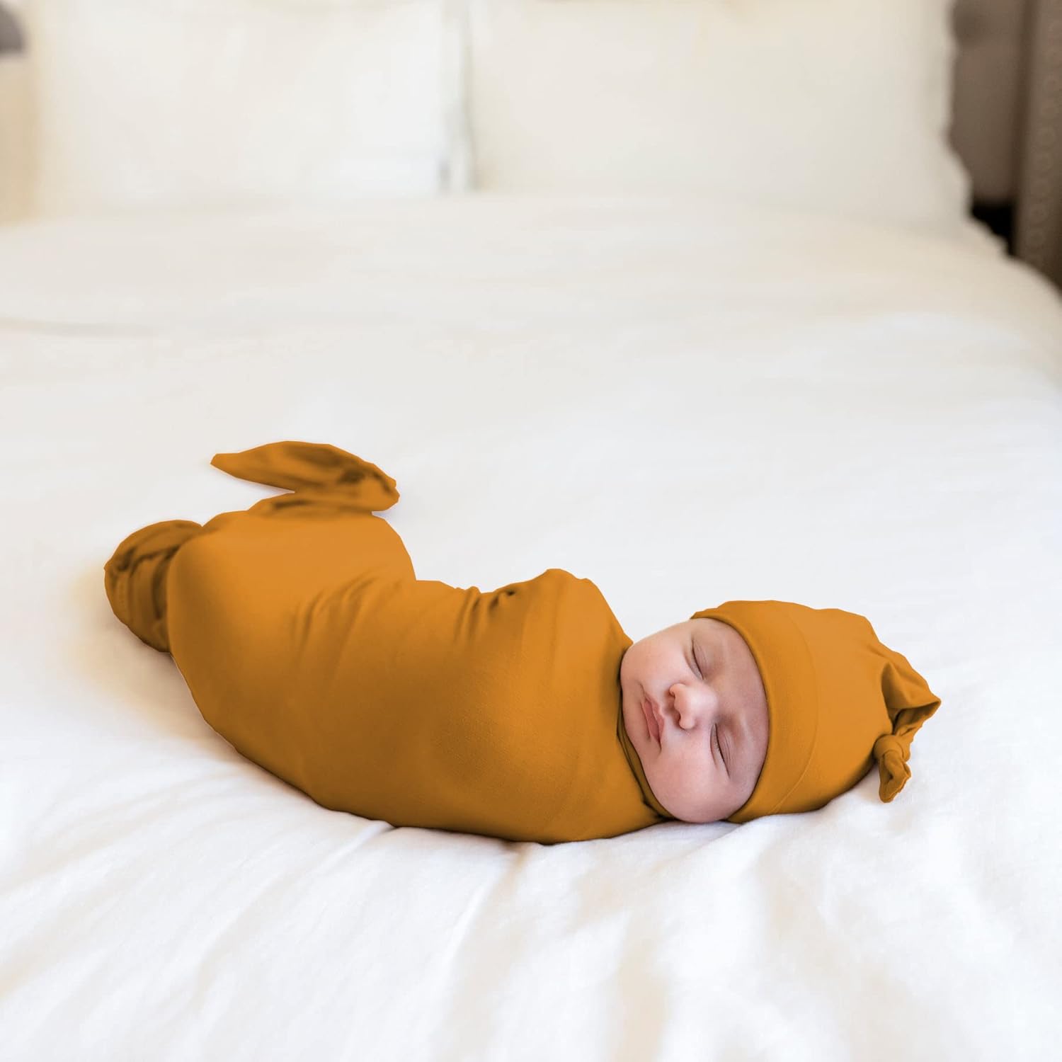 Kloovete Swaddle Blanket 47x47 Inches with Hat - Soft Stretchy Baby Blanket