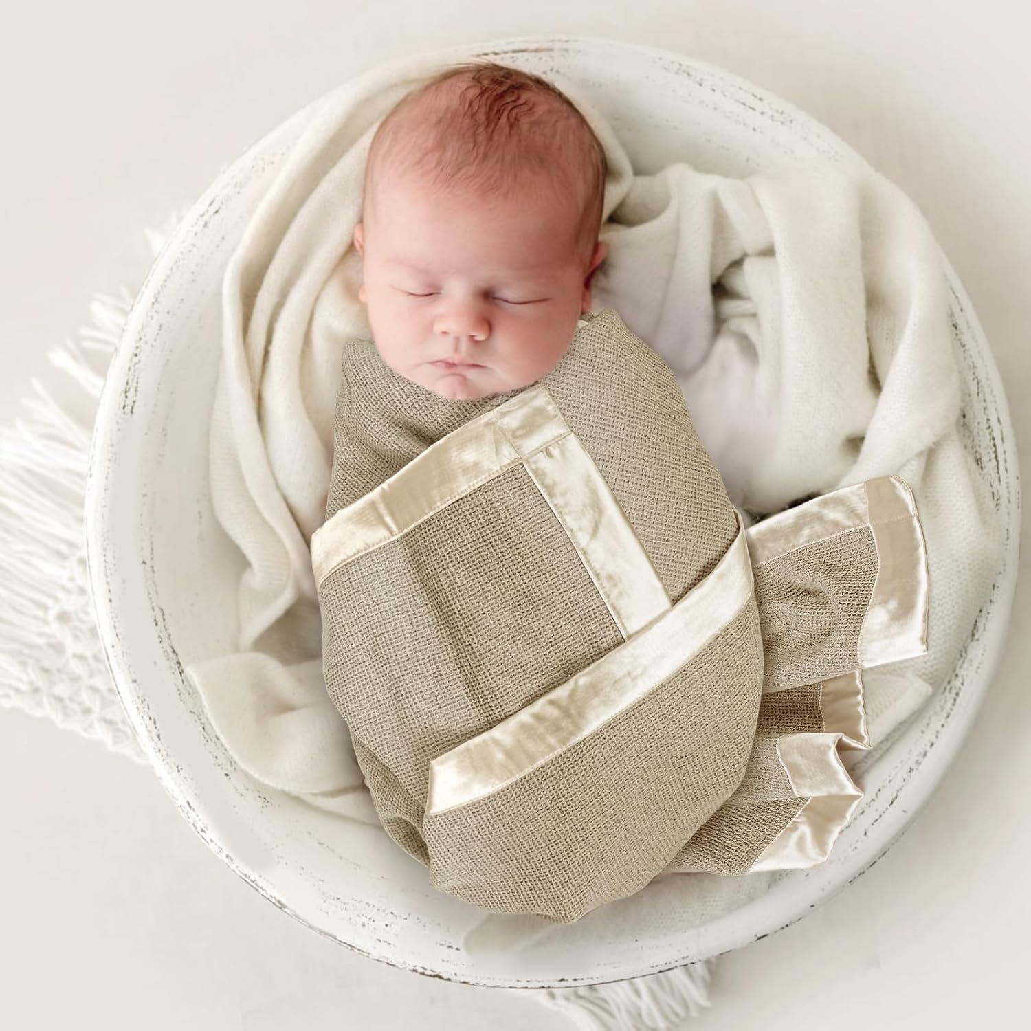 Lulumoon Waffle Swaddle Blanket with Satin Trim