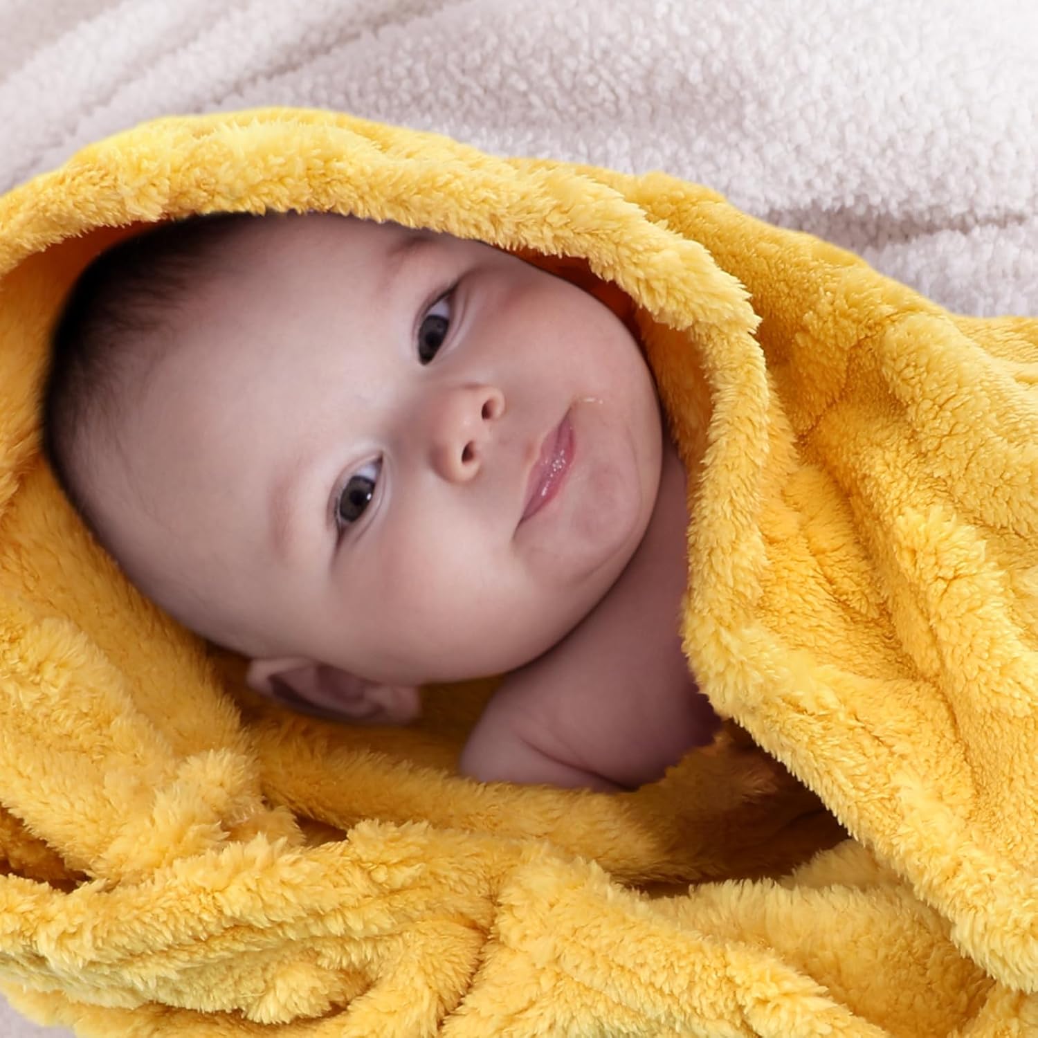 4 Pcs Fleece Swaddling Blankets for Baby 30 x 40 Inches