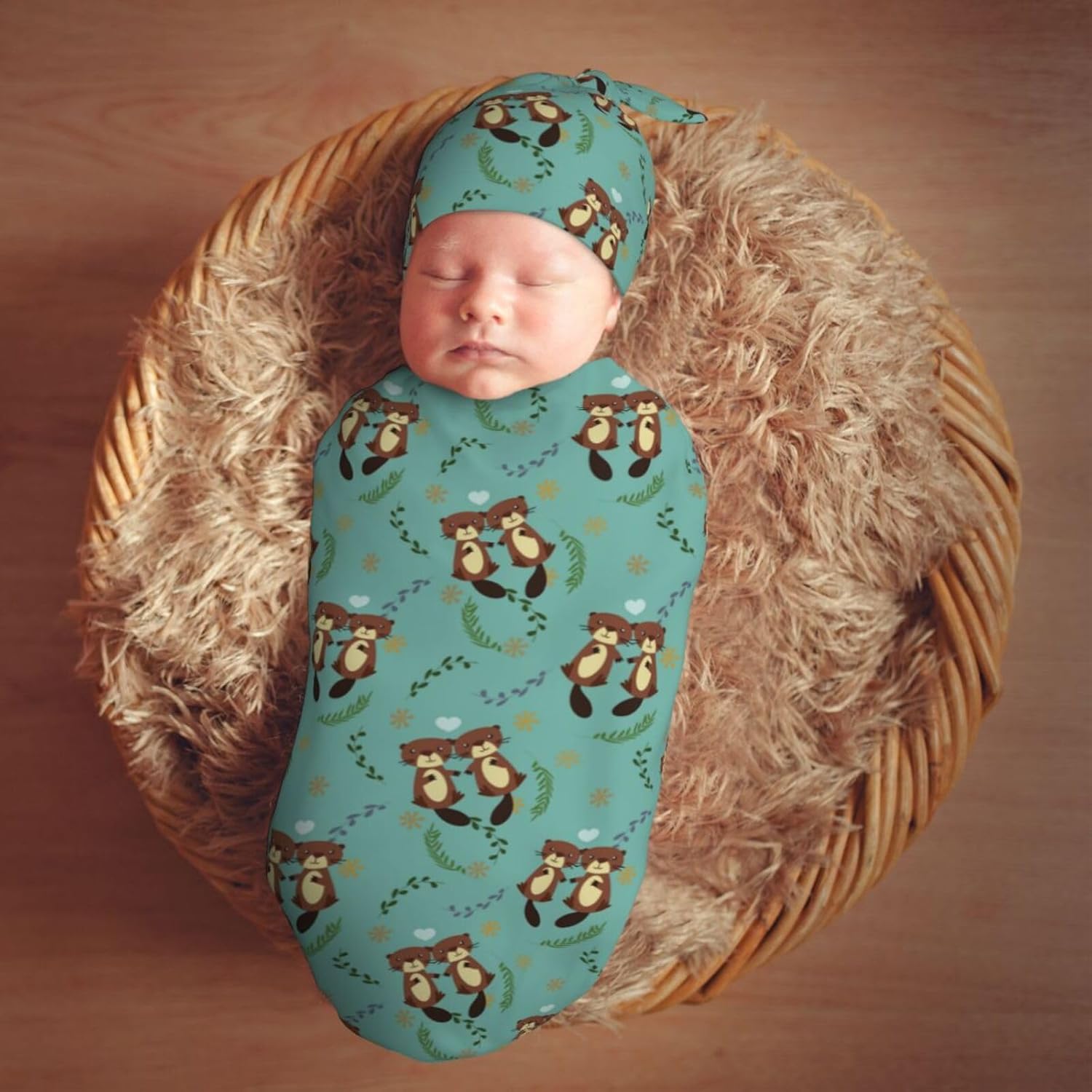 Muishi Cute Beaver Newborn Swaddle Blanket and Hat Set