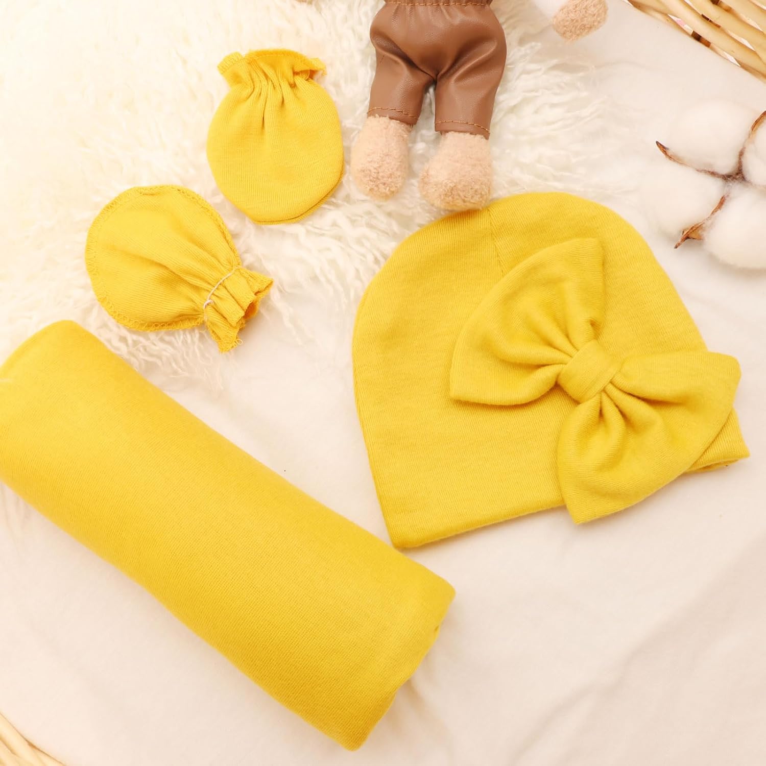 AQOKKA Newborn Swaddle Blanket with Bow Hat Mittens Set