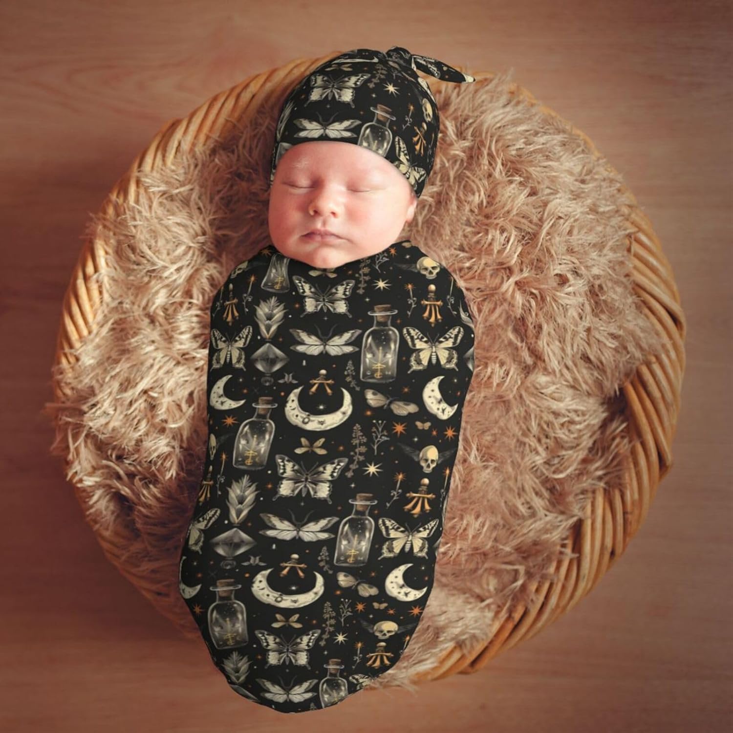 Muishi Moths and Moons Swaddle Blanket and Hat Set