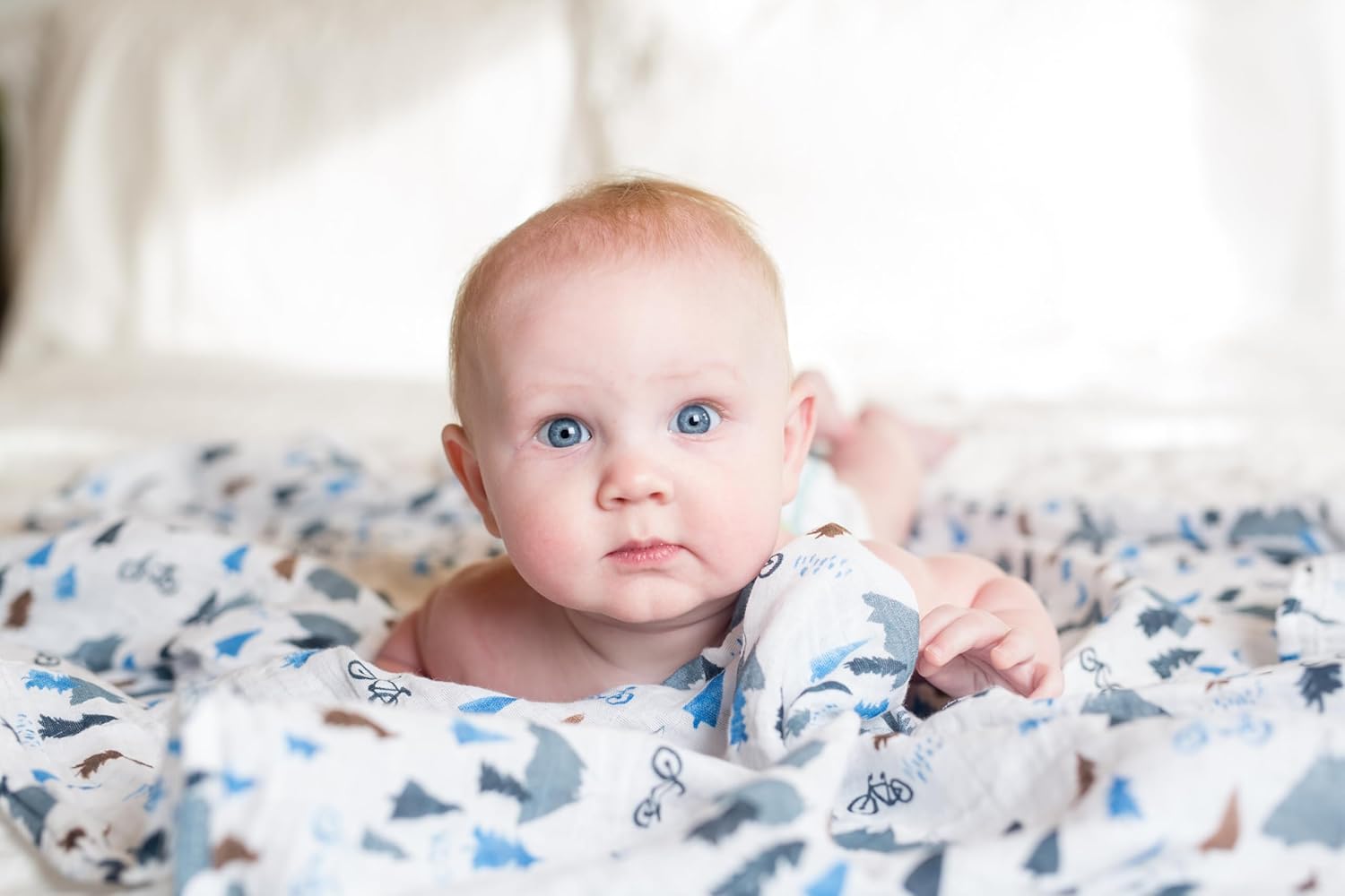 Lulujo Baby Muslin Swaddle Blanket 47x47 Inches Mountain Top