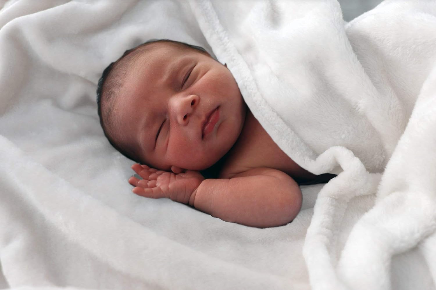 Higher Comfort Luxuriously Soft Baby Blanket 1