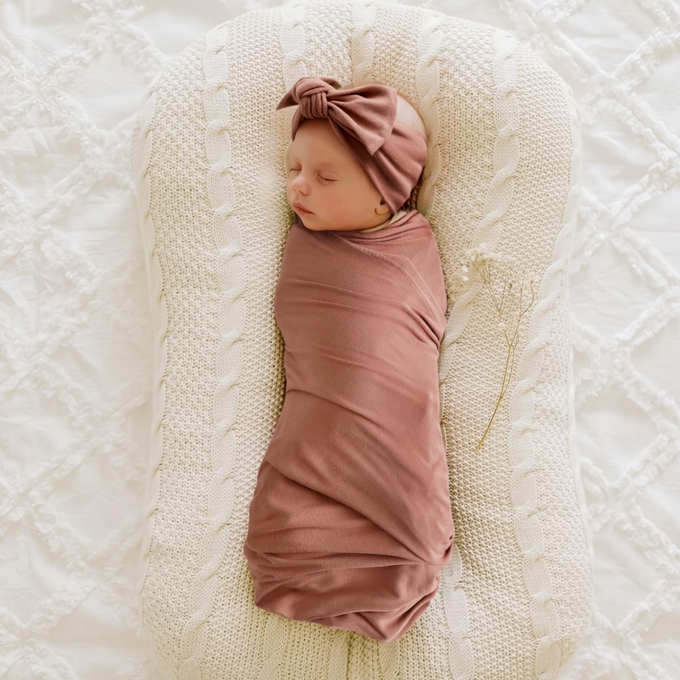 GRSSDER Newborn Swaddle Blanket with Headband and Beanie Set