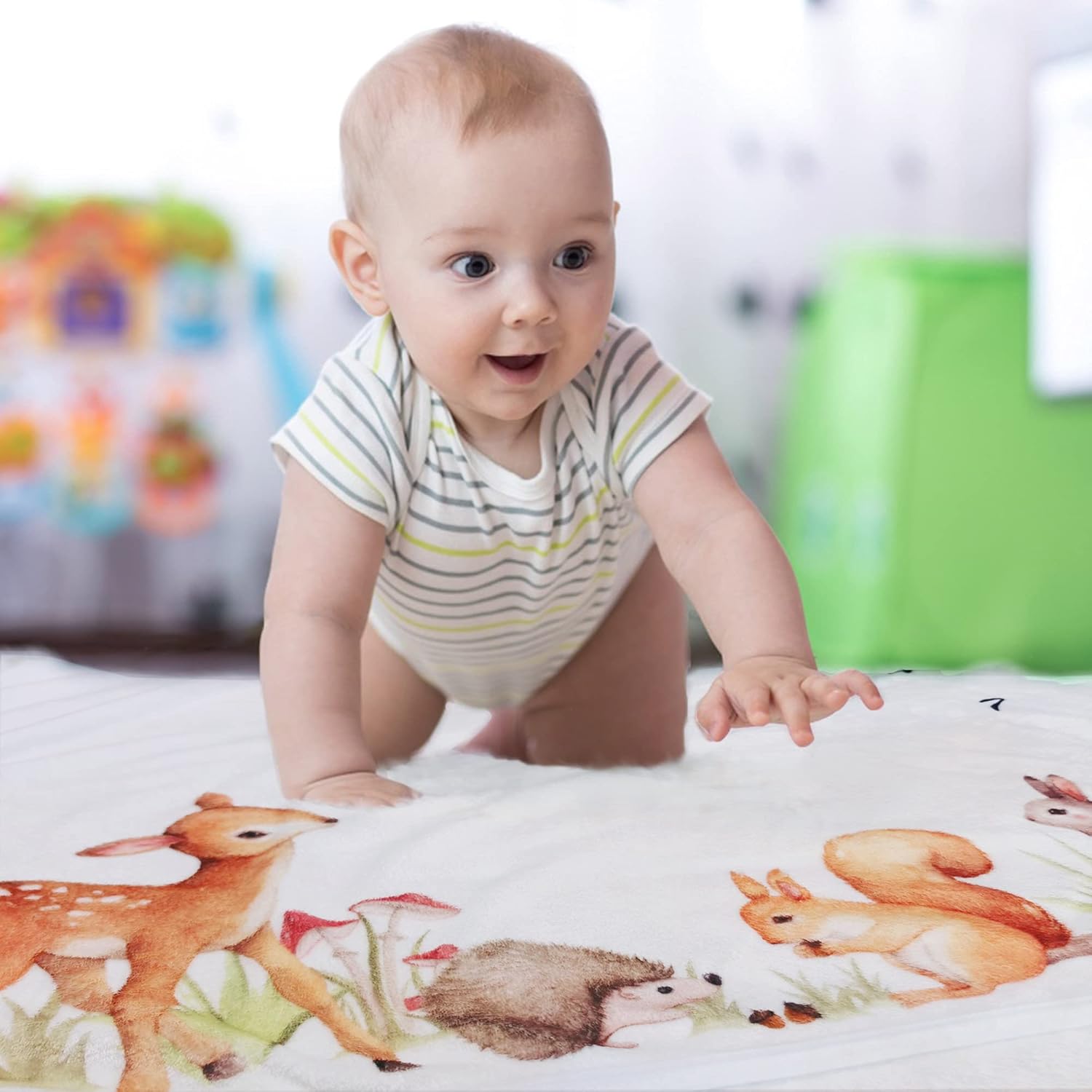 Yoothy Woodland Baby Monthly Milestone Blanket 1