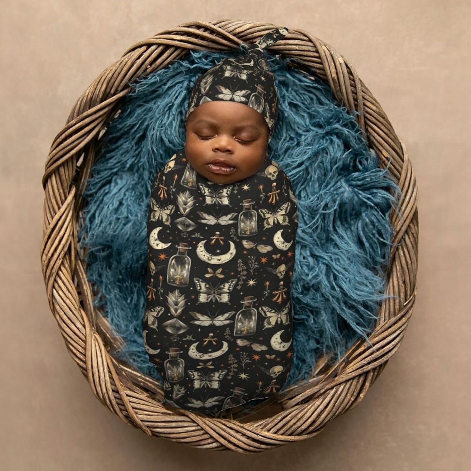 Muishi Moths and Moons Swaddle Blanket and Hat Set
