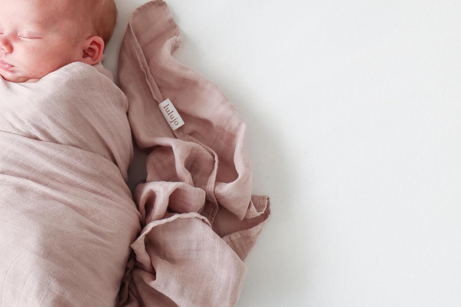 Lulujo Baby Swaddle Blankets 2-Count Set 1