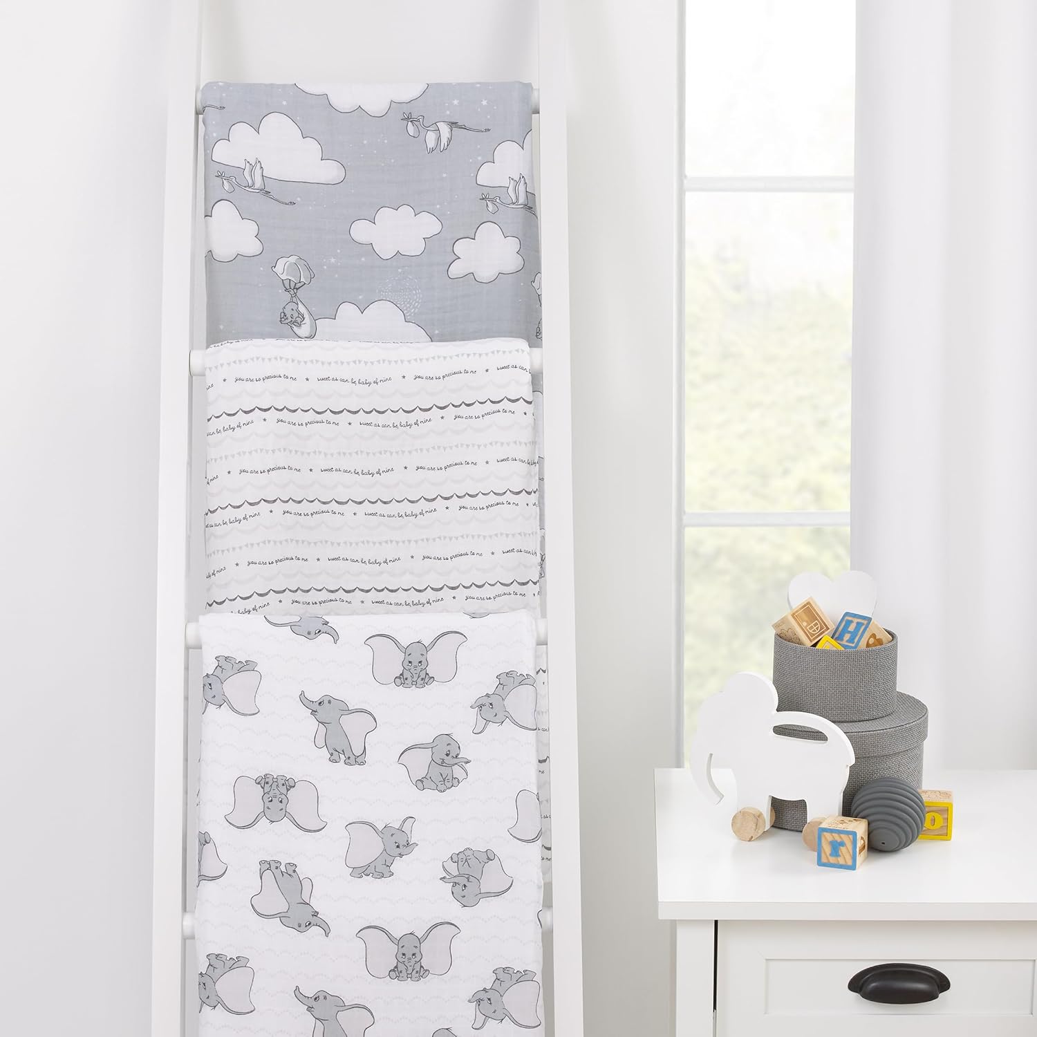 NoJo Disney Dumbo 3 Piece Muslin Swaddle Blanket Set