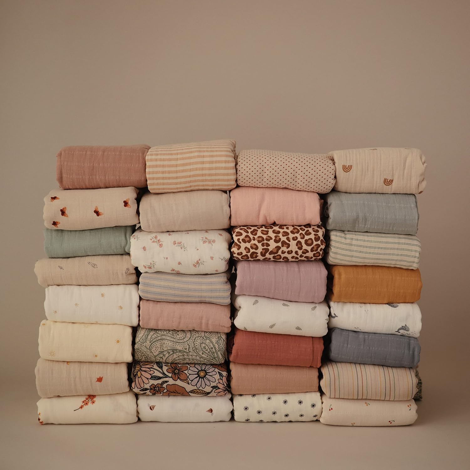 Mushie Organic Cotton Muslin Swaddle Blanket