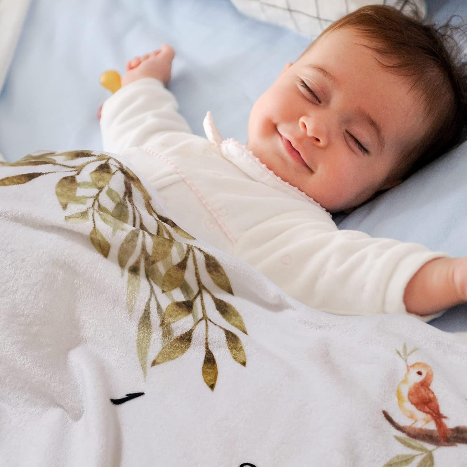 Yoothy Woodland Baby Monthly Milestone Blanket 1