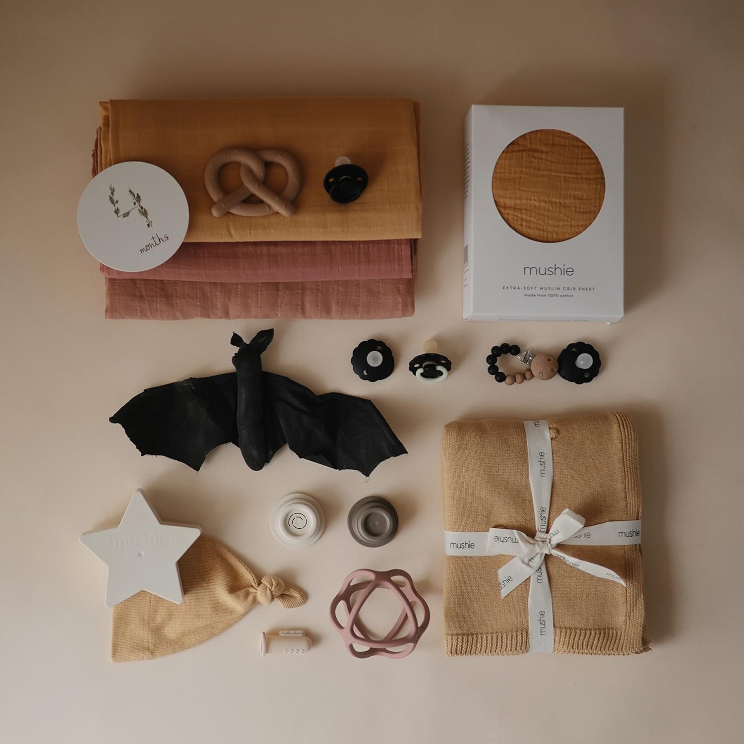 Mushie Organic Cotton Swaddle Blanket Cedar Aroma