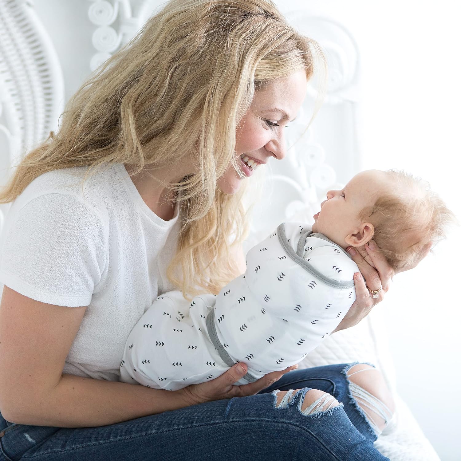 SwaddleDesigns 6-Way Omni Swaddle Sack for Newborn 1